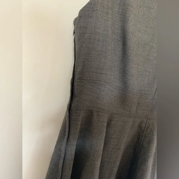 H&M fit and flare Dress size 8 - Picture 3 of 6